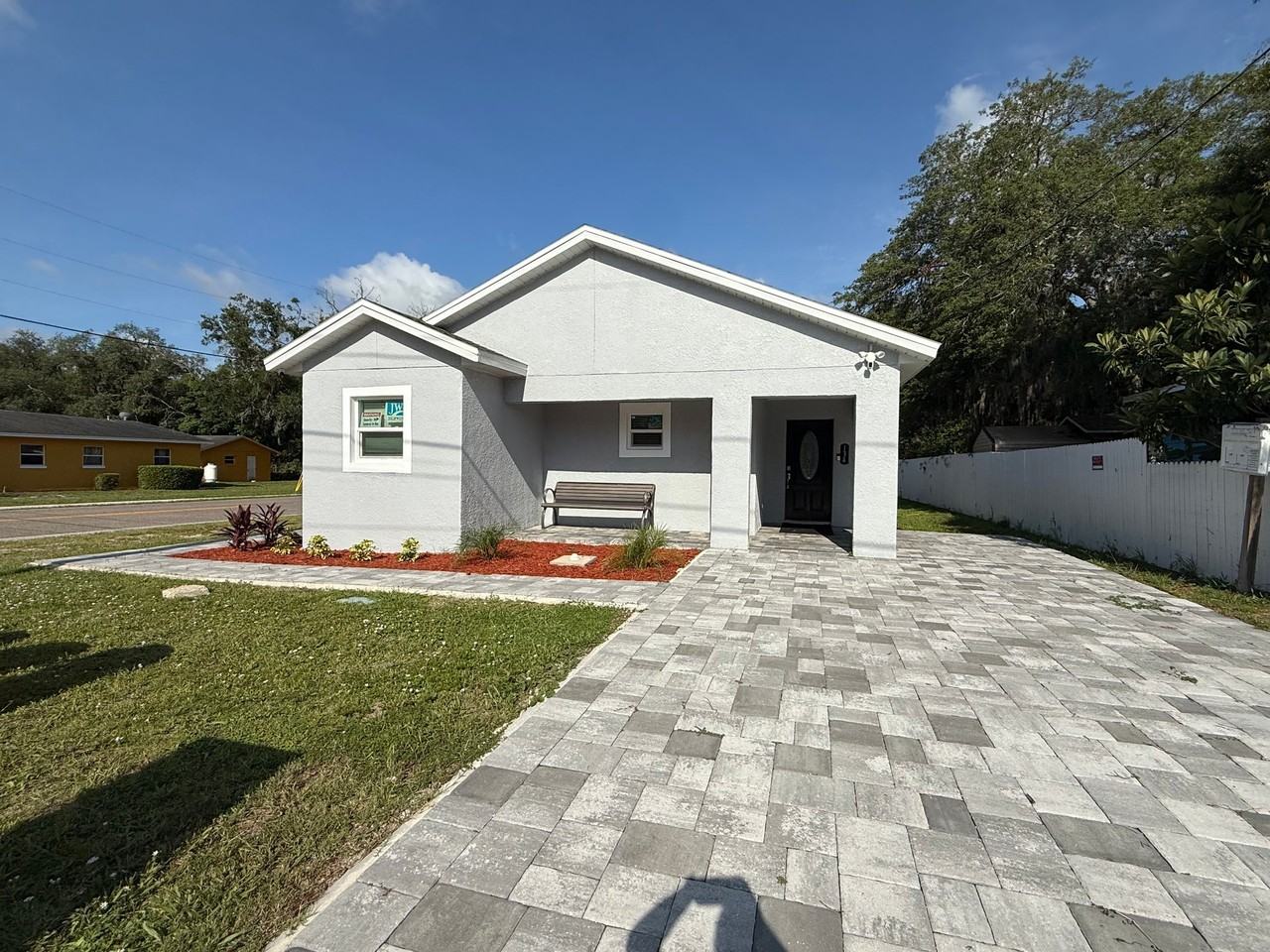 134 Jackson St - Photo 2 of 20