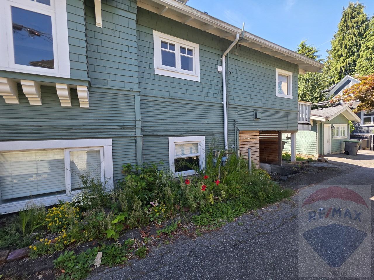 3525 West 1st Avenue - Photo 2 of 16