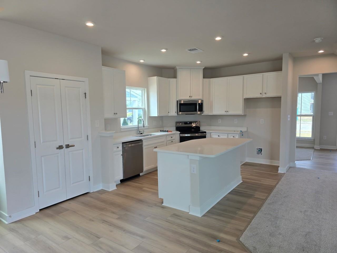 120 Ryker Rd W - Photo 2 of 16