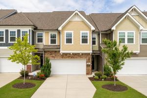 featured image of 1013 Brennan Green Ct