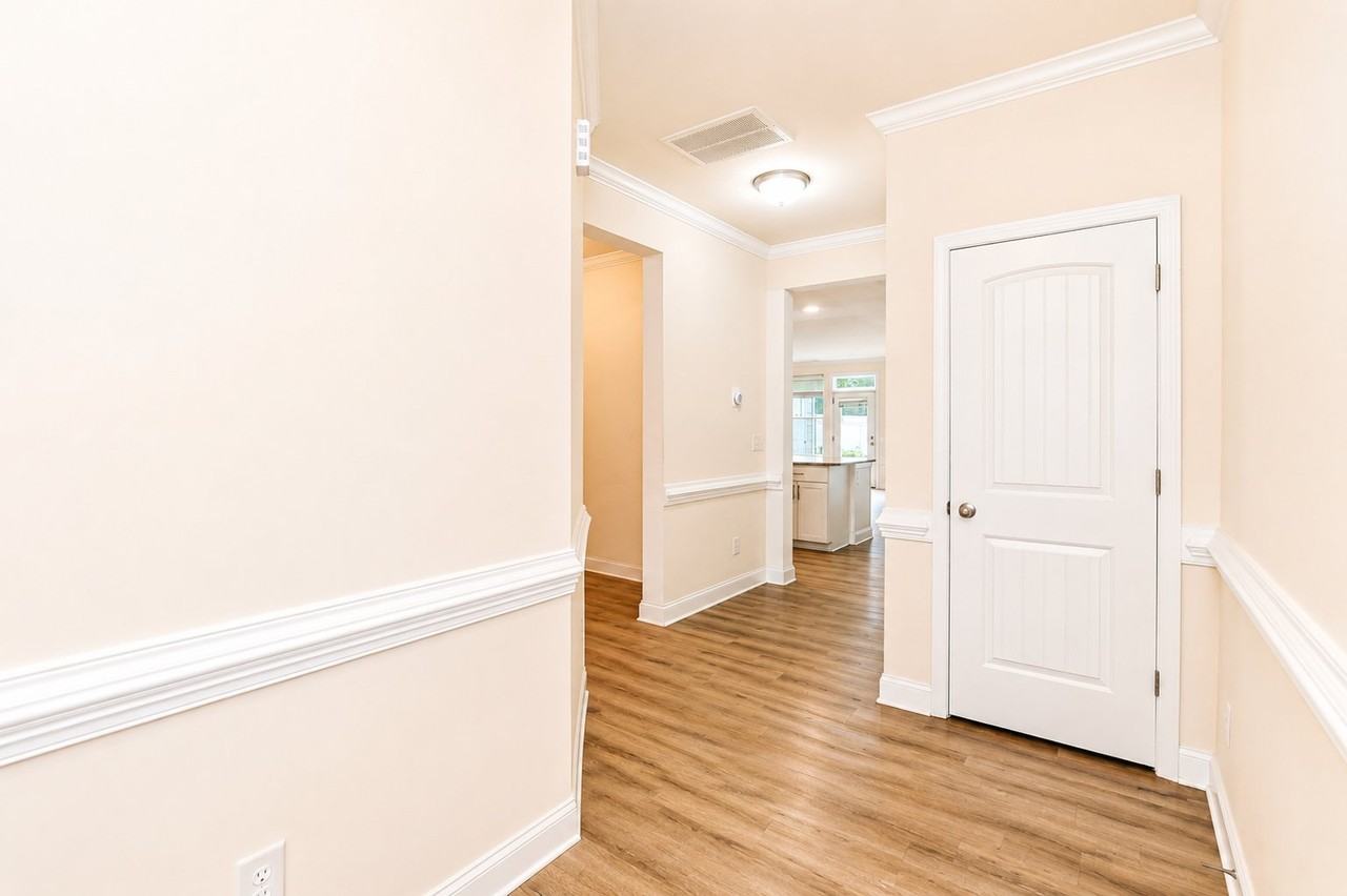 1013 Brennan Green Ct - Photo 2 of 20