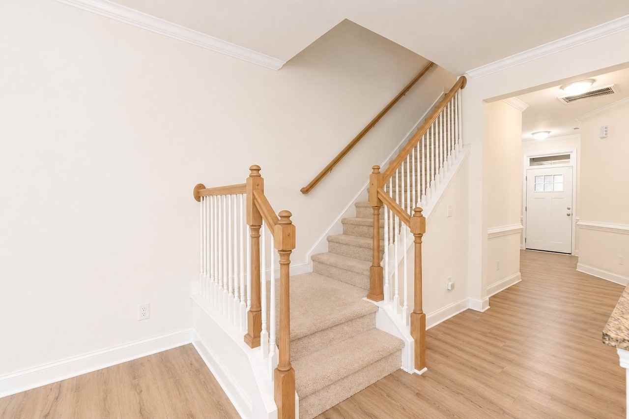 1013 Brennan Green Ct - Photo 3 of 20