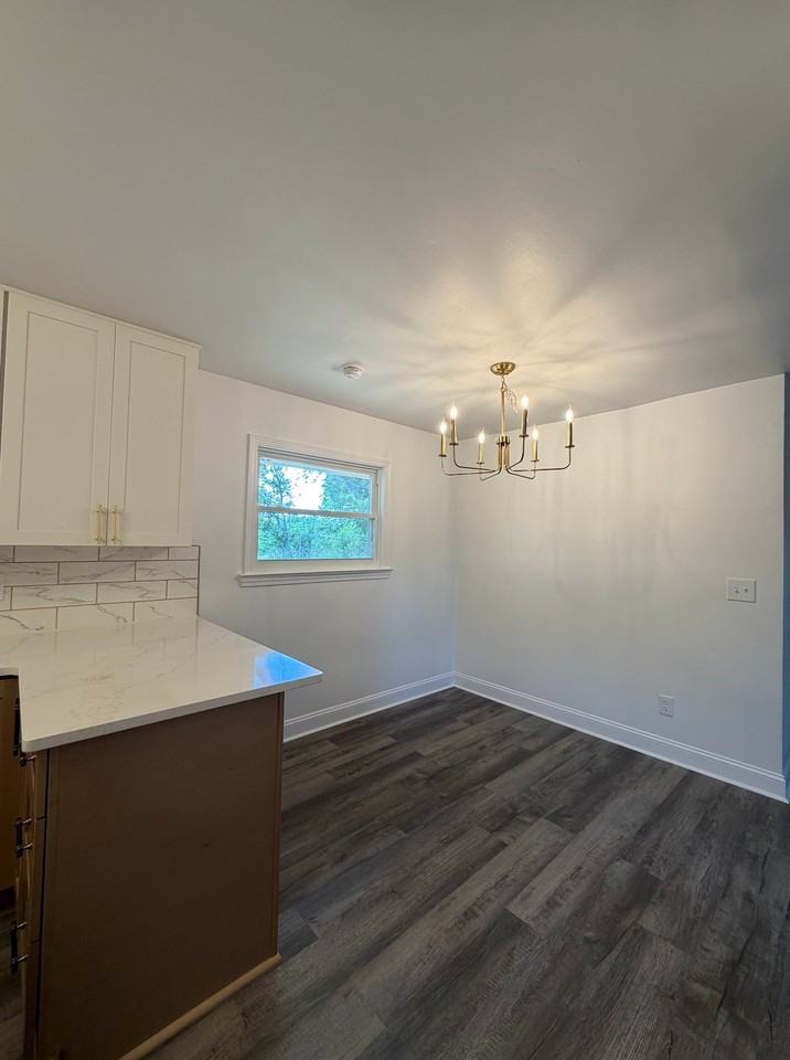 7754 Vista Hills Dr - Photo 4 of 9