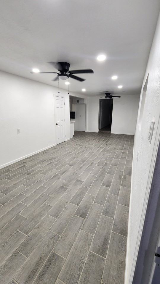 128 S Willow Ave - Photo 2 of 18