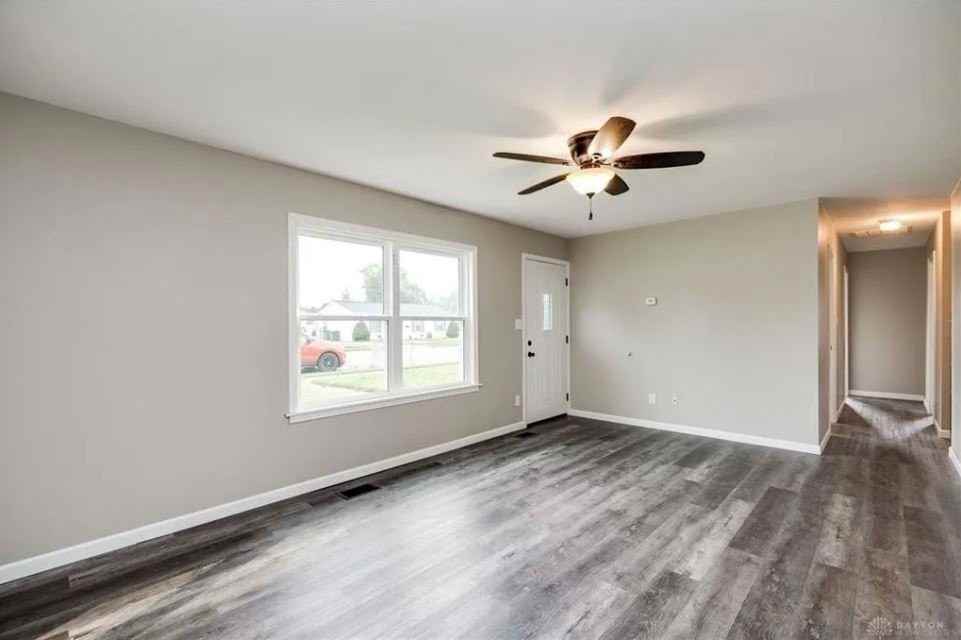 308 Vincent Ave - Photo 2 of 12