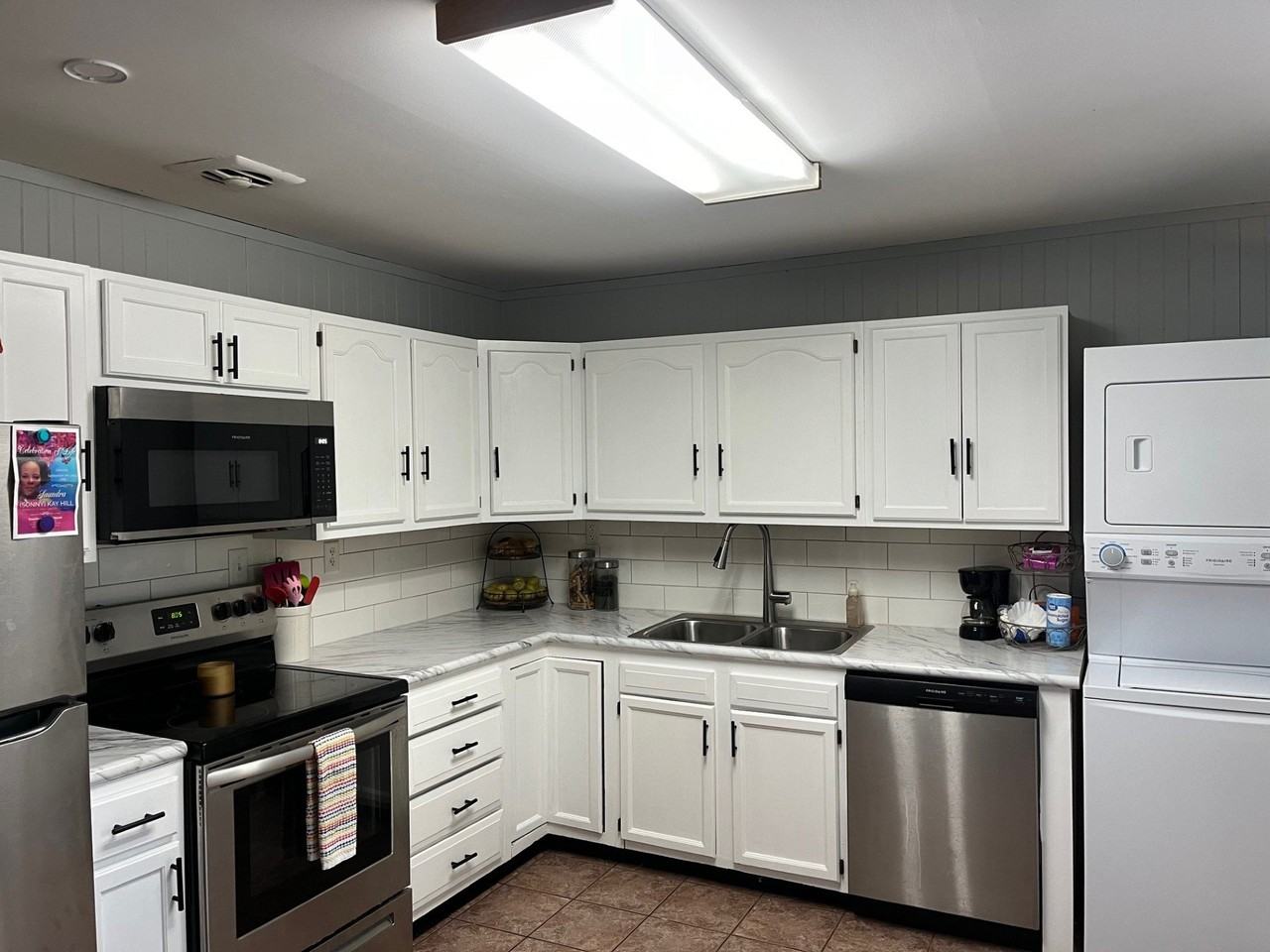 308 Vincent Ave - Photo 4 of 12