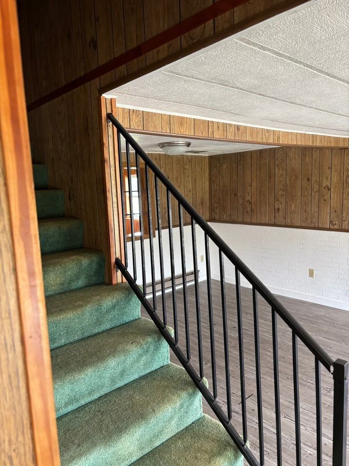118 North Britain Rd - Photo 3 of 13