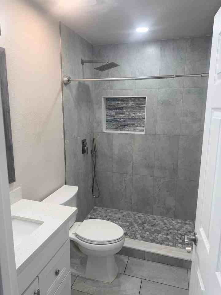 9017 N 52nd Ave - Photo 4 of 14