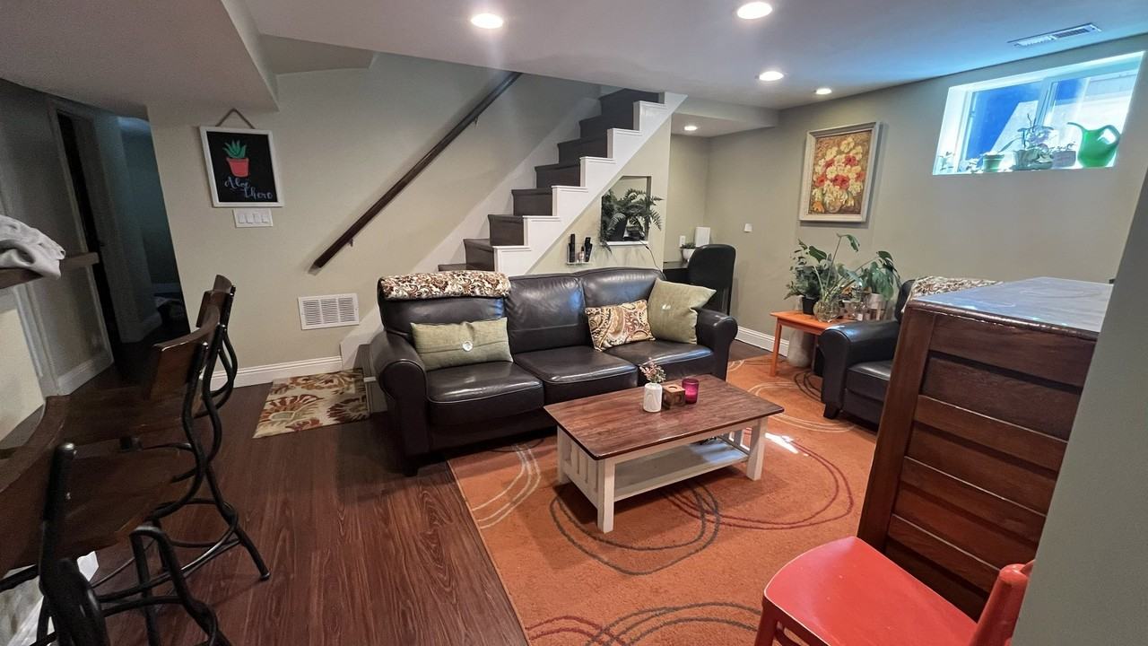 1550 E Ramona Ave - Photo 5 of 17