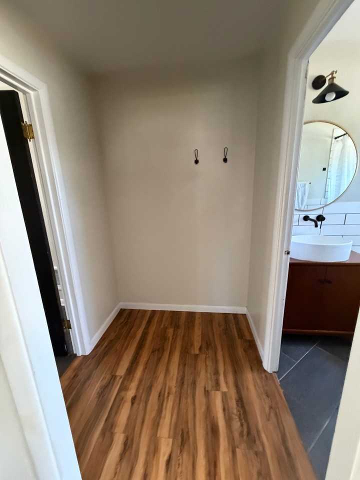519 W Milwaukee Dr - Photo 5 of 16