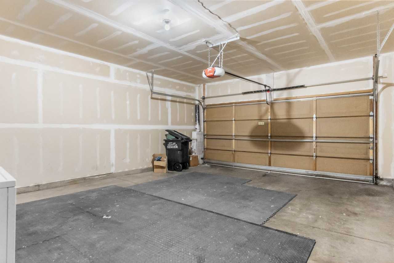 4901 S Ammons St - Photo 2 of 13