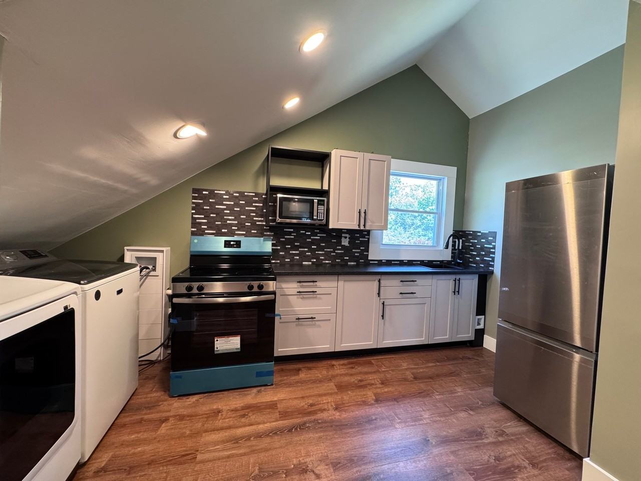1 Brinkerhoff Ave #2 - Photo 3 of 11