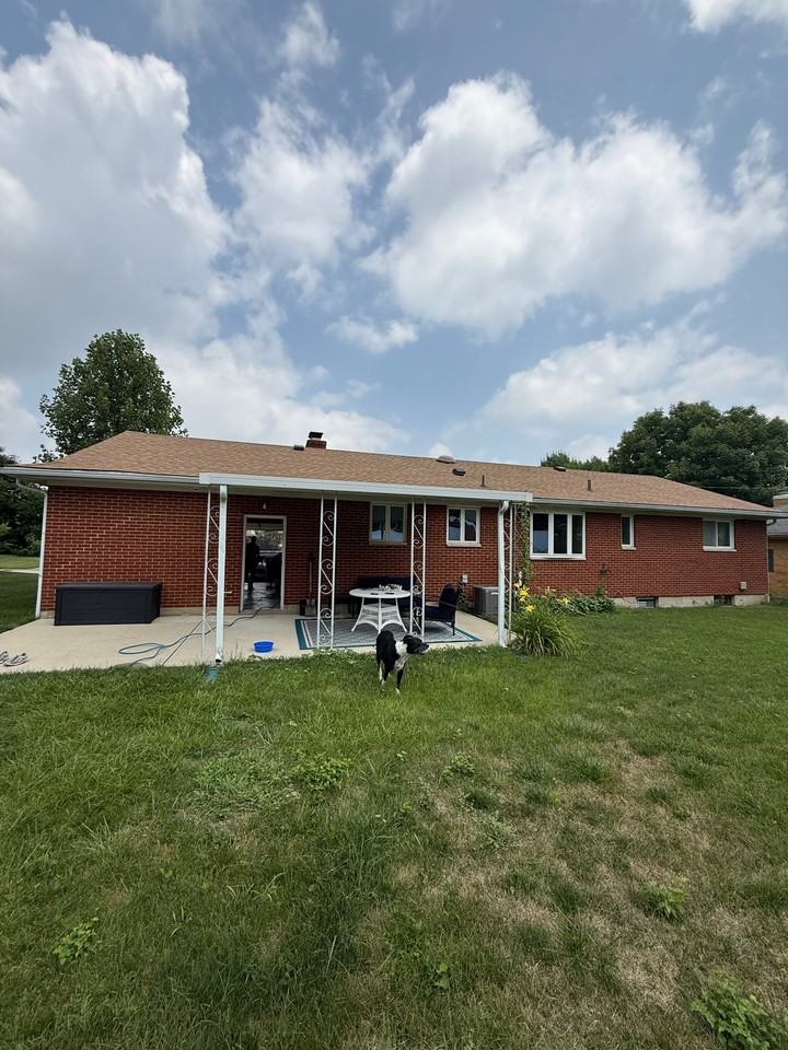 1030 Wenbrook Dr - Photo 3 of 19