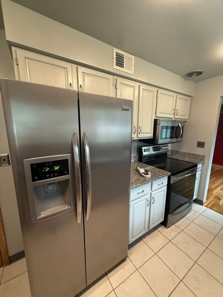 1030 Wenbrook Dr - Photo 6 of 19