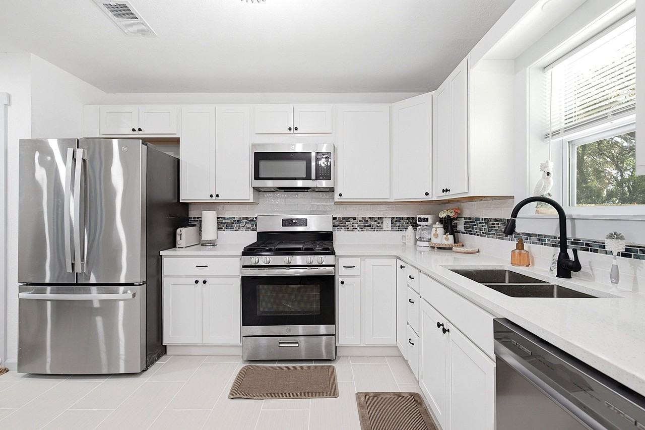 125 3rd Ave Sw - Photo 6 of 20