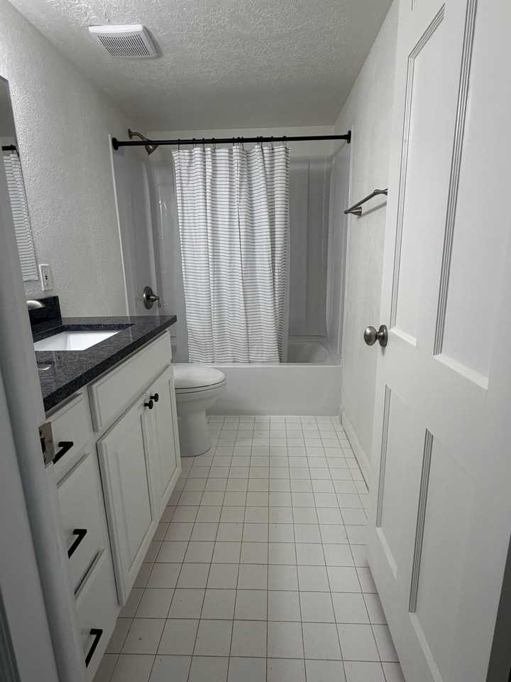 2220 E Murray Holladay Rd #31 - Photo 7 of 11