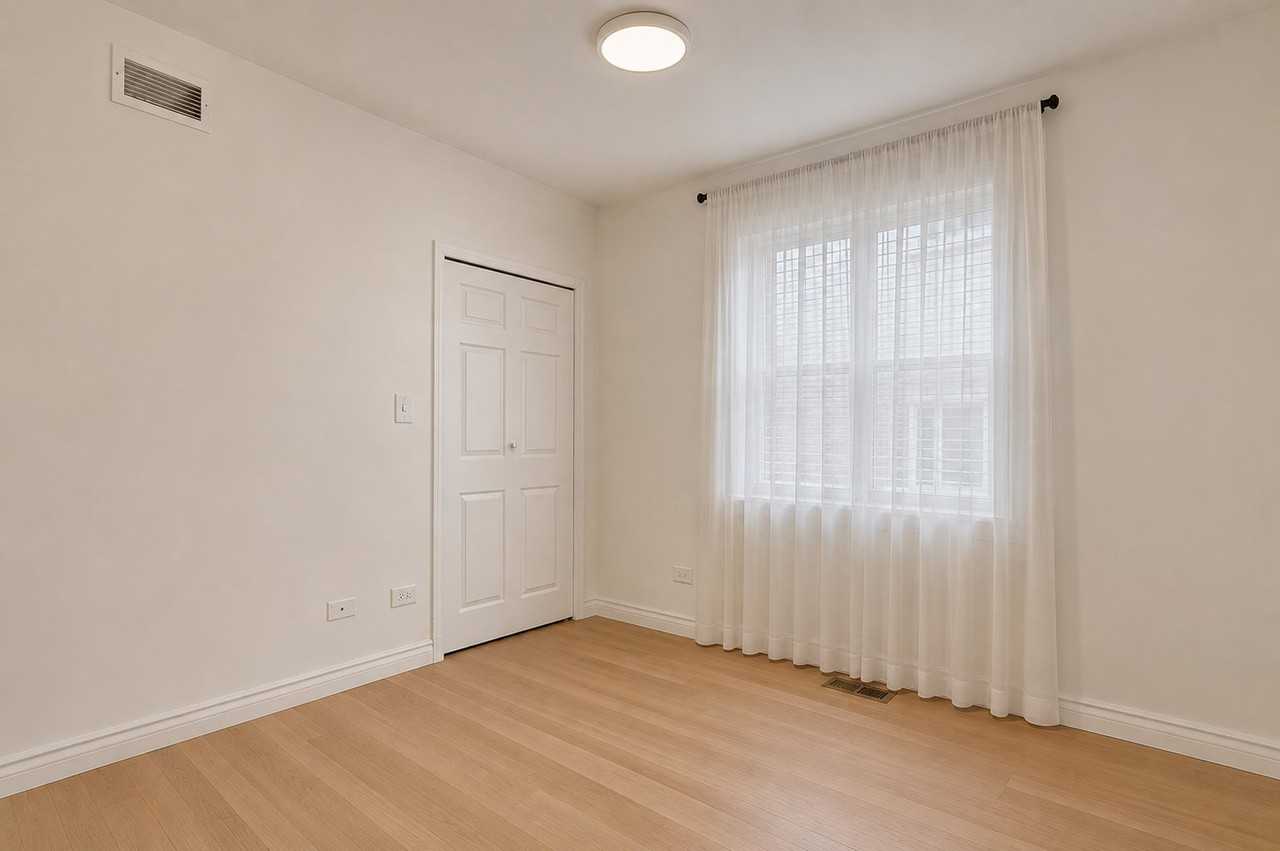 2955 W Wilcox St #1 - Photo 6 of 8