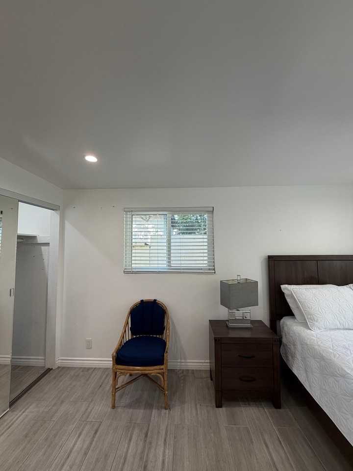 6242 Acacia St - Photo 3 of 20