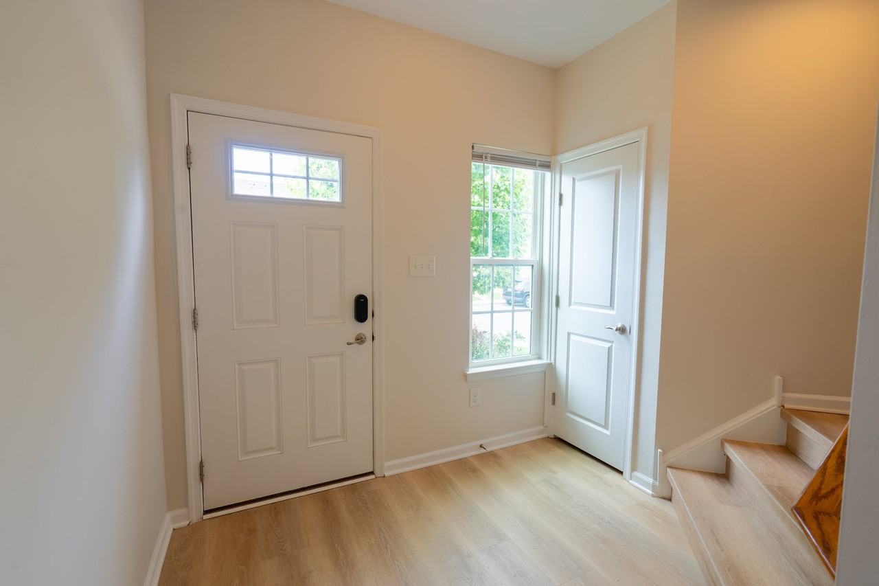 7 Franklin Cir - Photo 2 of 20