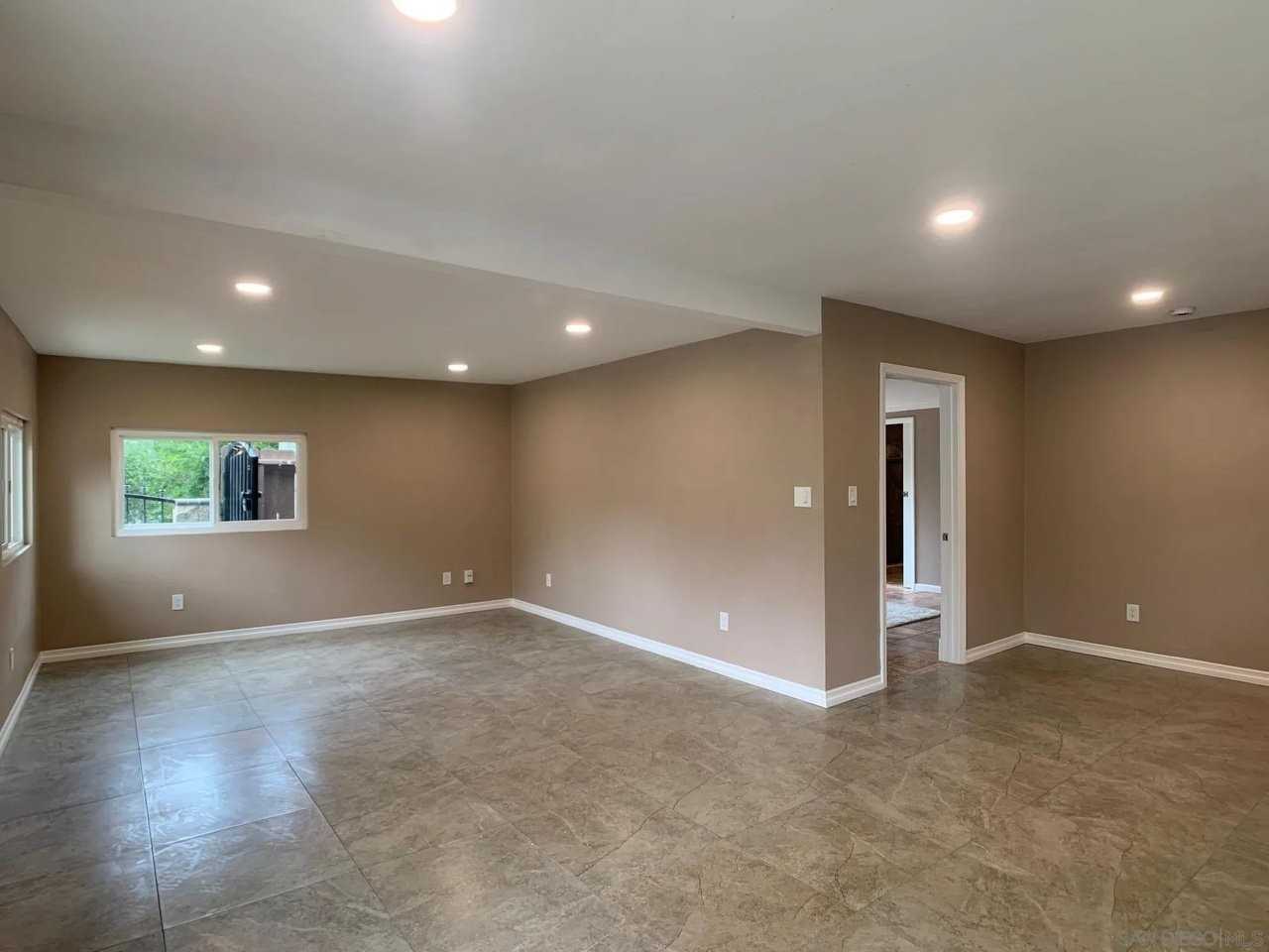 833 Renfro Way - Photo 6 of 23