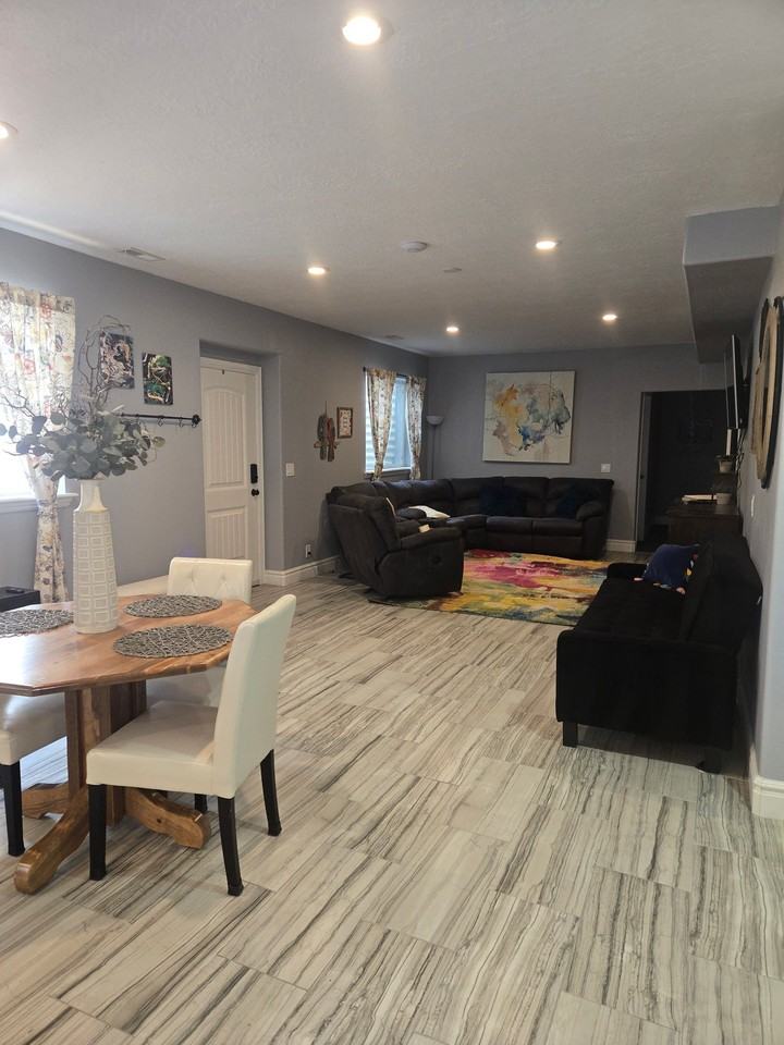 1357 W Natasha Cir - Photo 4 of 18