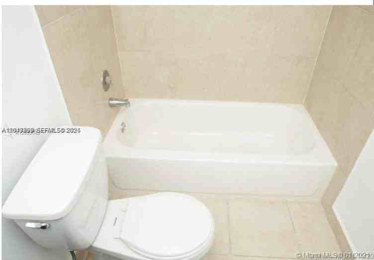 9365 Fontainebleau Blvd #E231 - Photo 4 of 9
