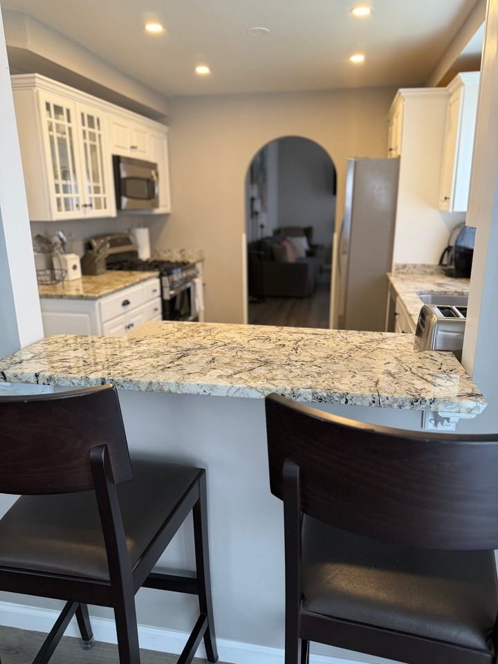 1603 Reading Cir - Photo 5 of 20