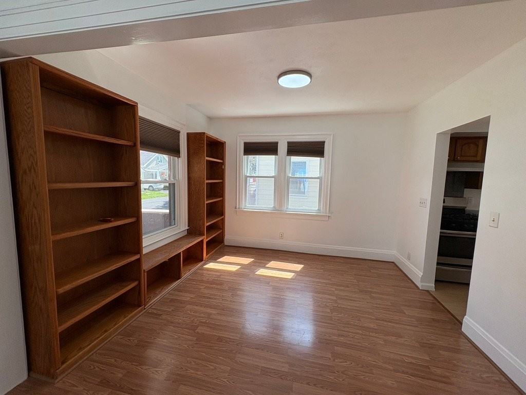 117 N Toll St - Photo 4 of 20