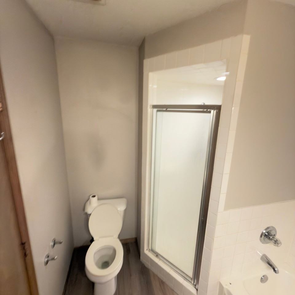 703 11th Avenue B Ct #3 - Photo 6 of 14