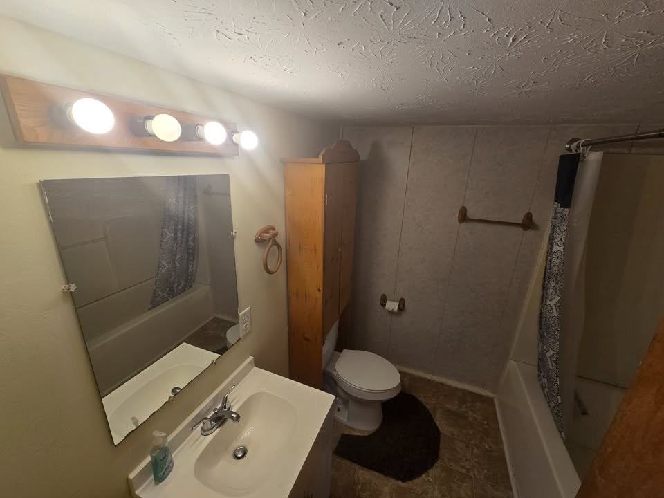 11 Watertown Rd #B - Photo 5 of 6