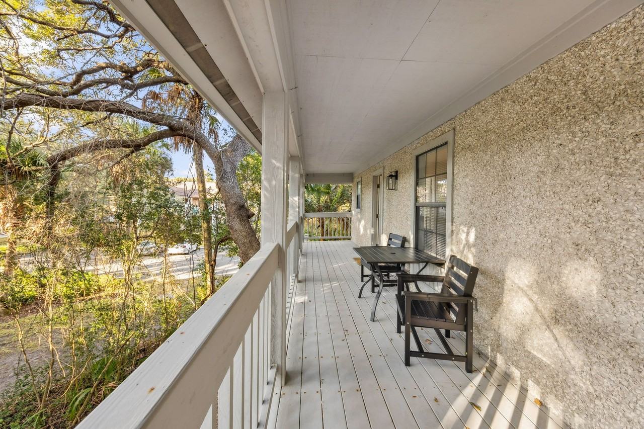 2441 1st Ave - Photo 4 of 15