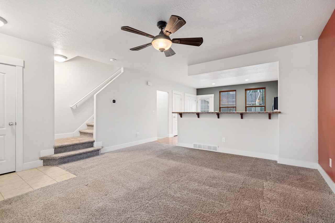 10634 S Topview Rd - Photo 6 of 18