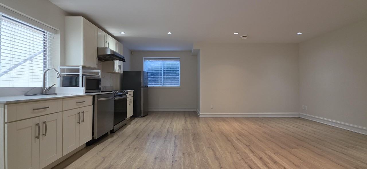12973 15A Avenue - Photo 5