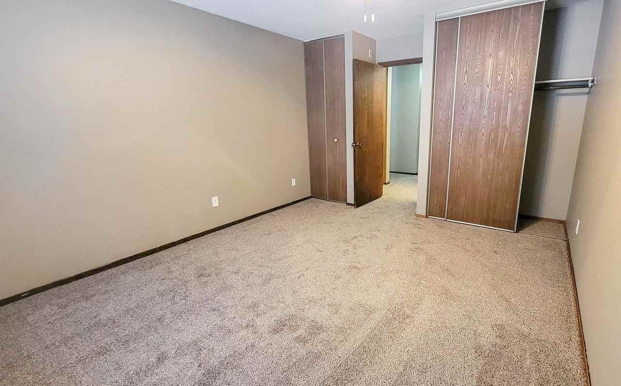 1200 72nd Avenue - Photo 3 of 14
