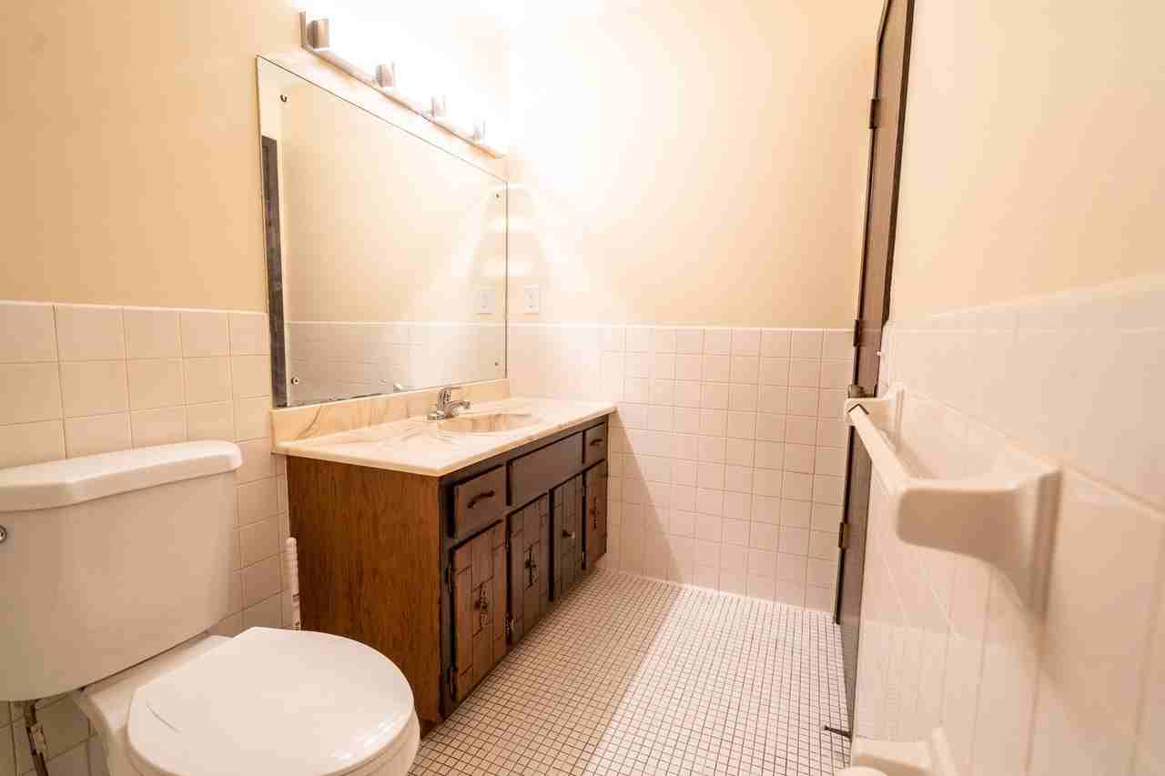 1200 72nd Avenue - Photo 5 of 14