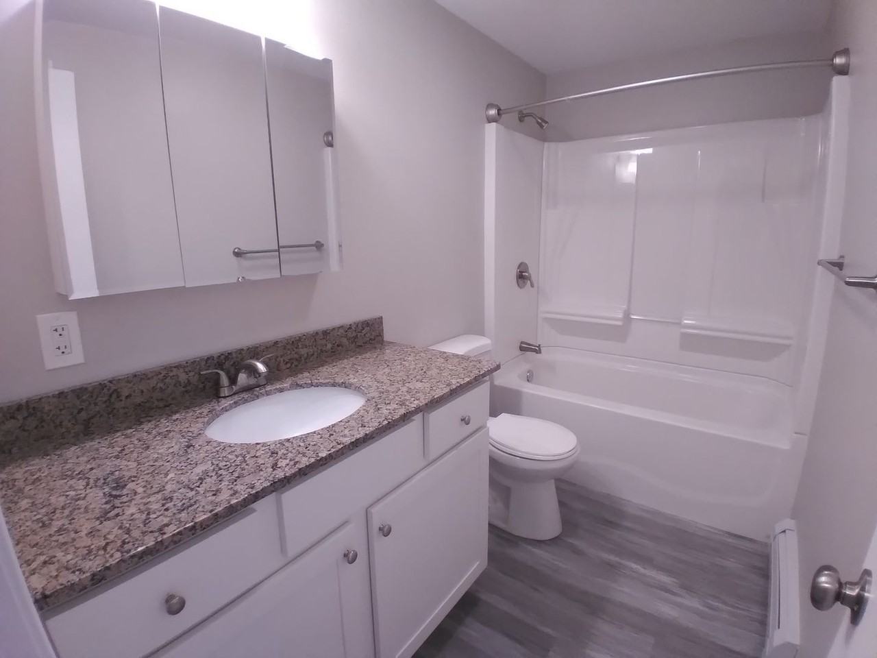 Belmont Ridge Apartment Homes - Photo 7 of 8