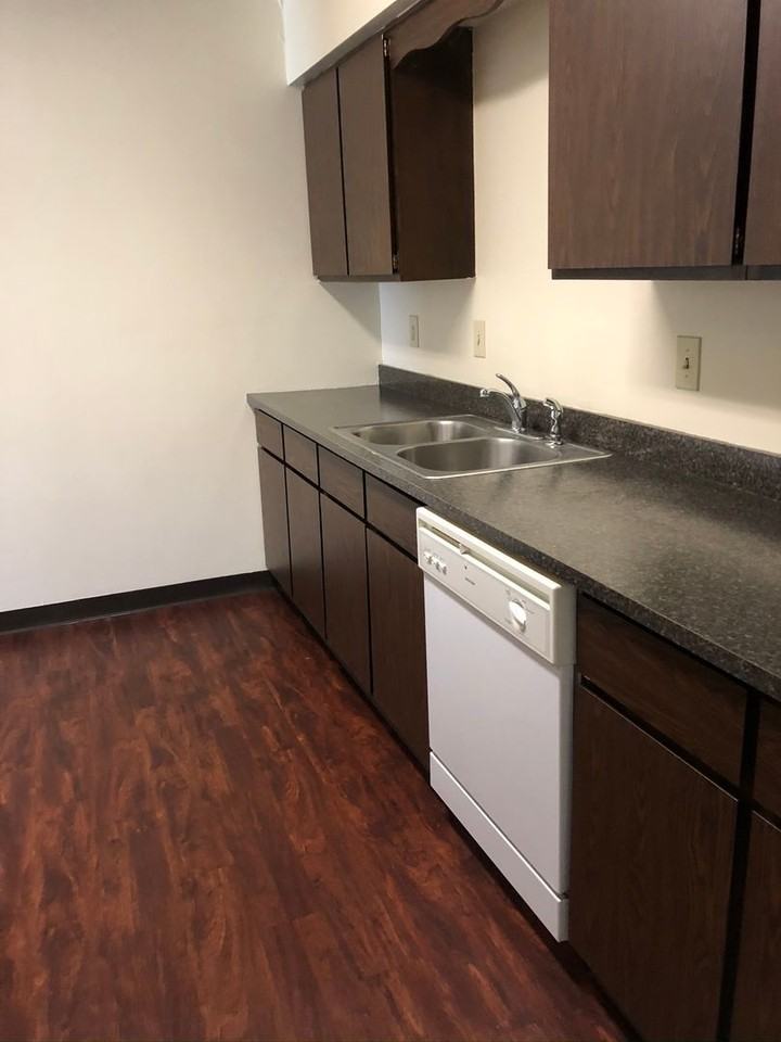 Cortland Court Apartments 293 - Photo 2 of 28