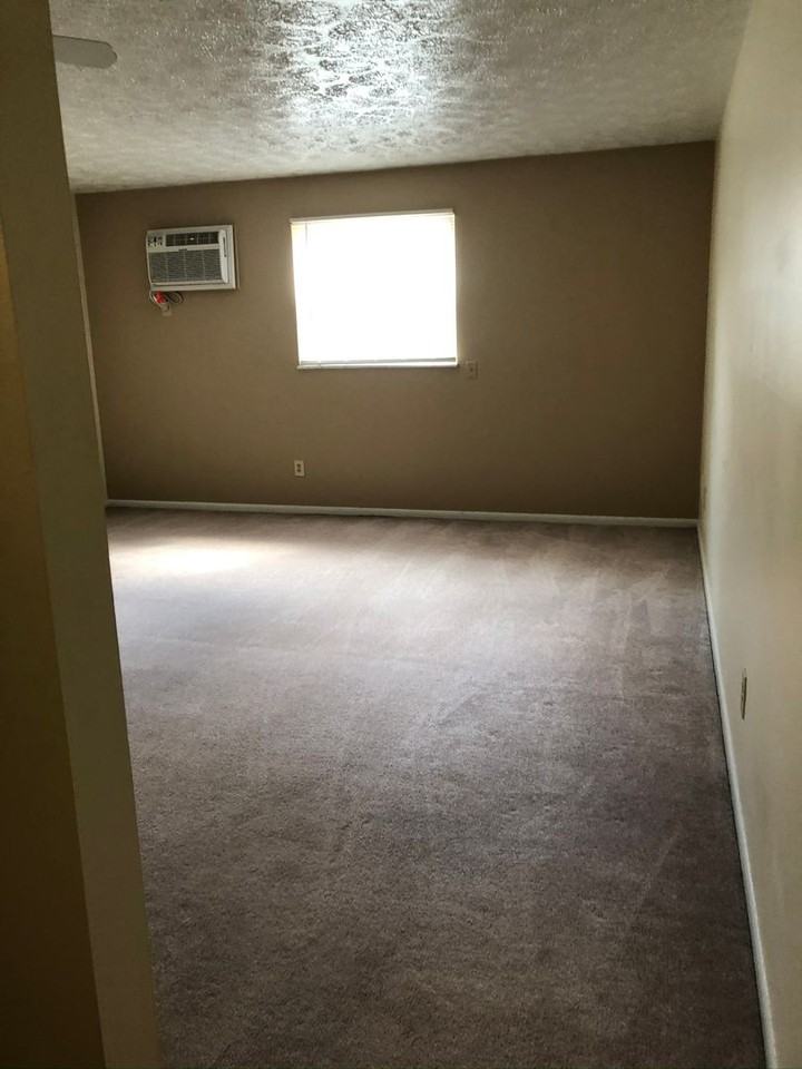 Cortland Court Apartments 293 - Photo 4 of 28