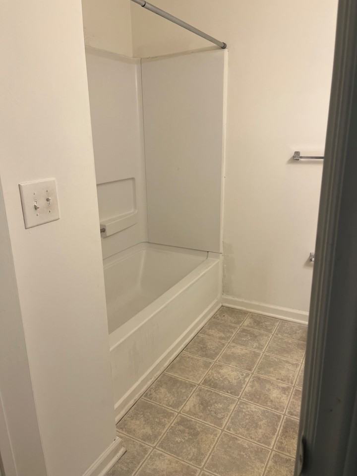 1911 Wolftech Ln #201D - Photo 7 of 8