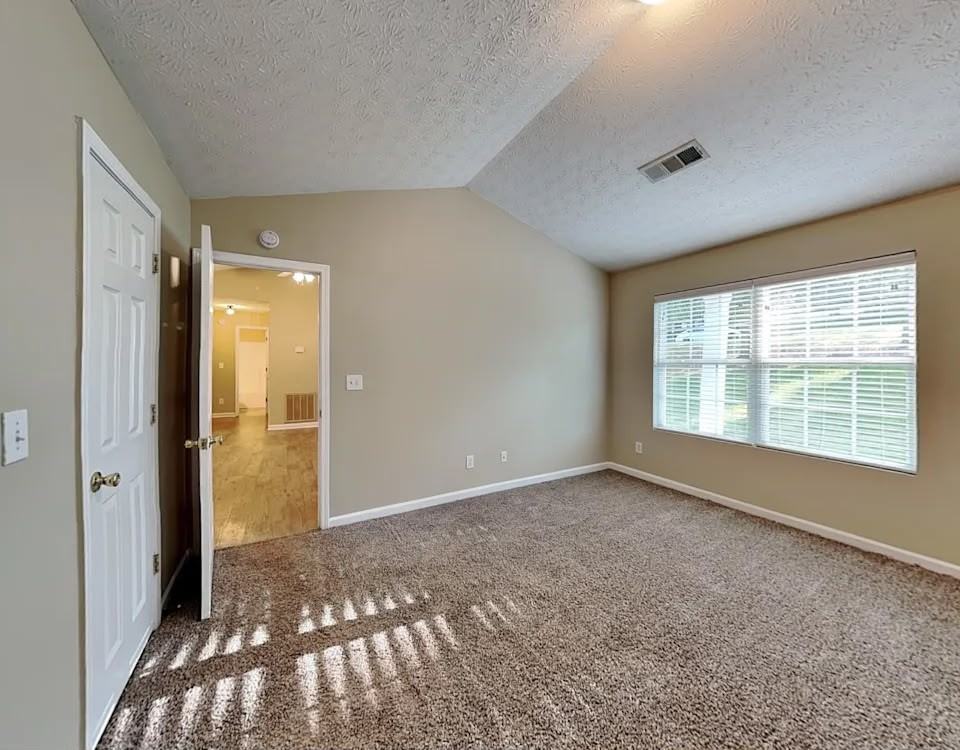 6504 28th St #NA - Photo 2 of 4