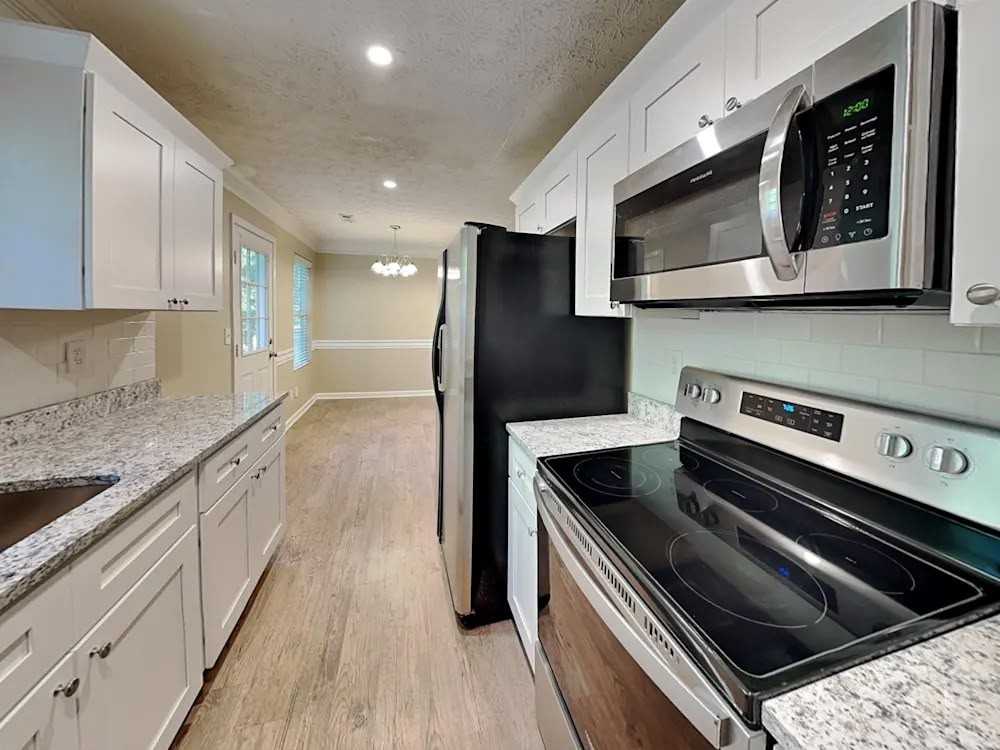 6504 28th St #NA - Photo 3 of 4