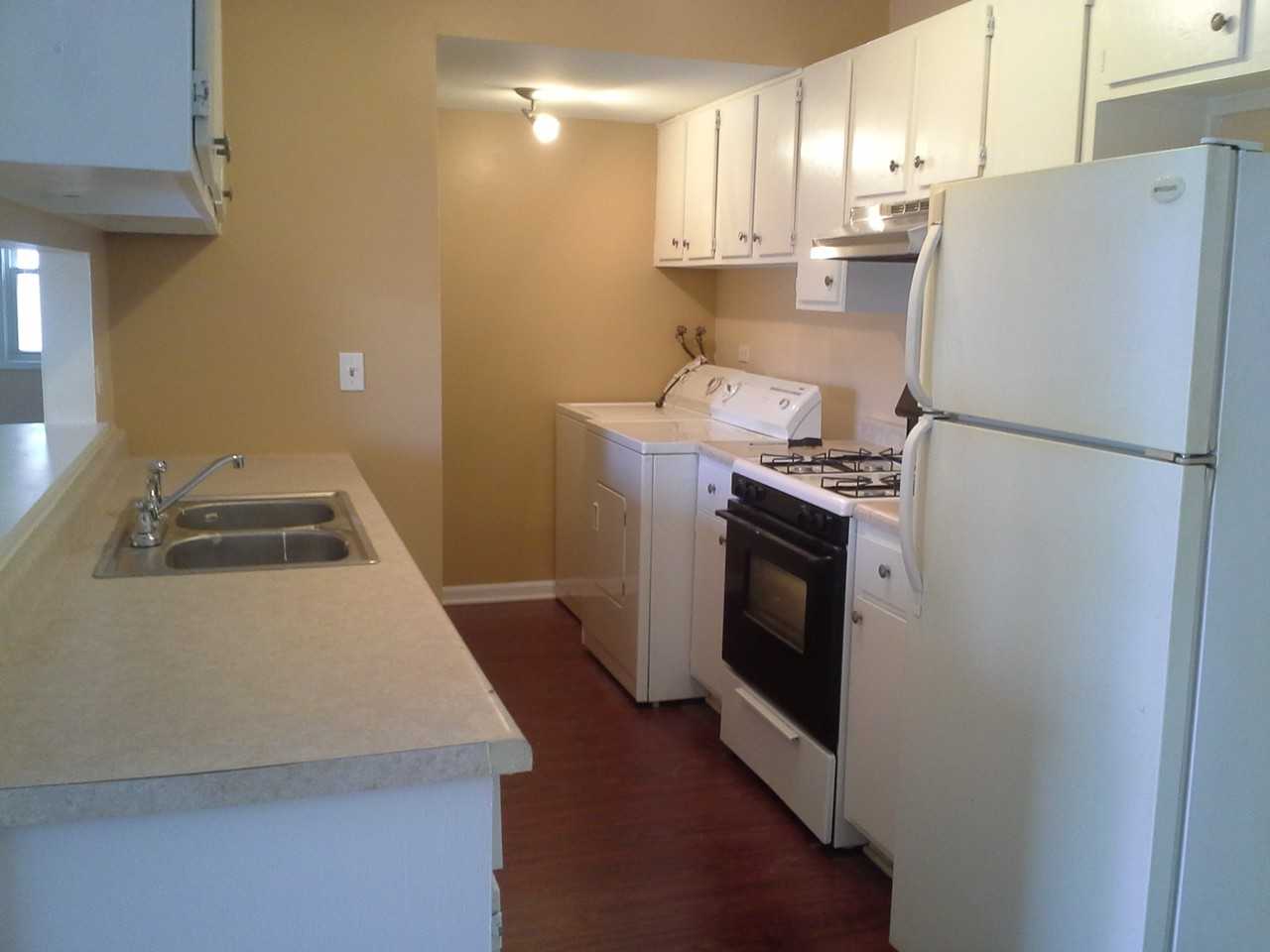 228 Dakota Ct Unit D #D - Photo 7 of 15