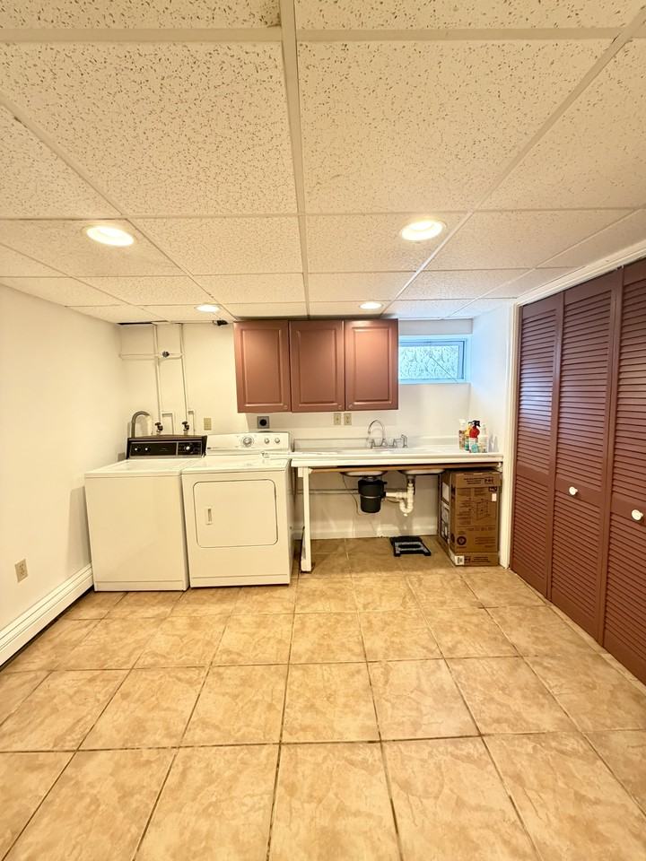 13 Bowdoin Rd #1 - Photo 7 of 14