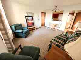 featured image of 210 4th Ave W #2