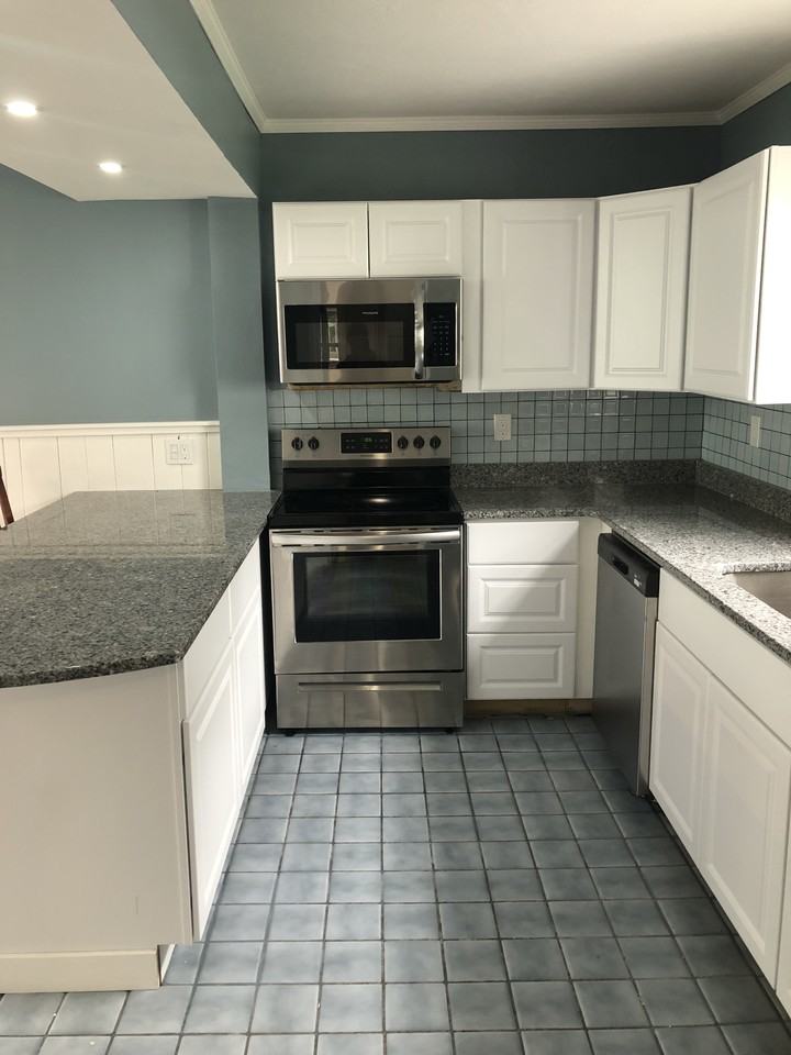 89 Congress St #1 - Photo 2 of 20