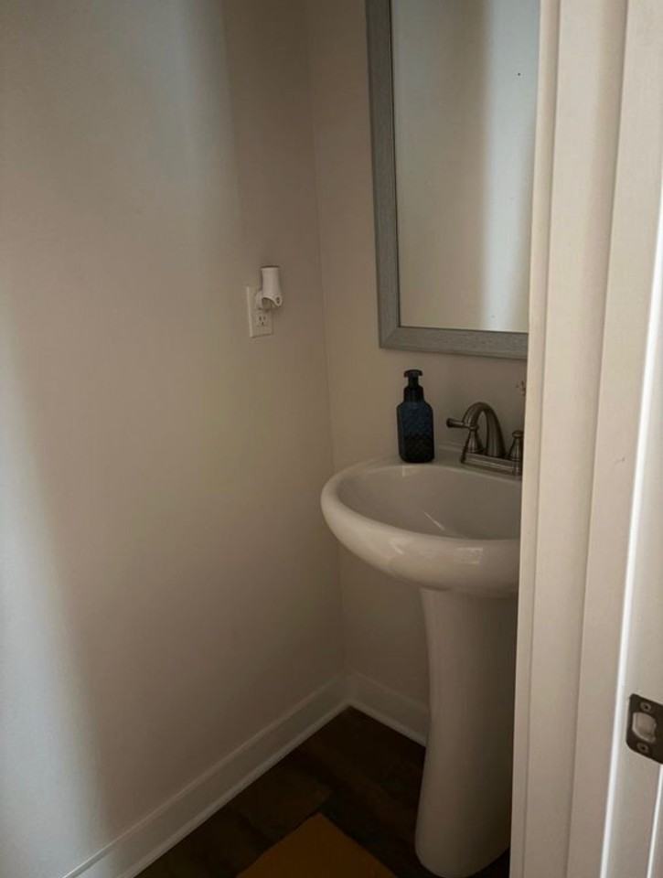 3548 Station Dr #NA - Photo 4 of 14