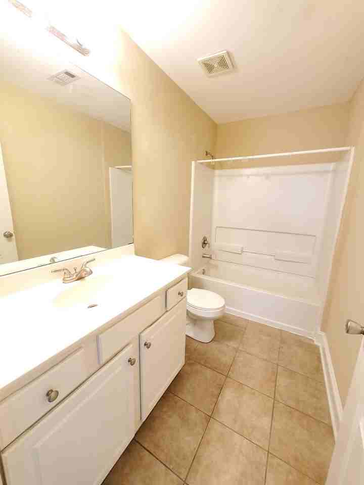 1456 Kennesaw Dr Nw #NA - Photo 7 of 8