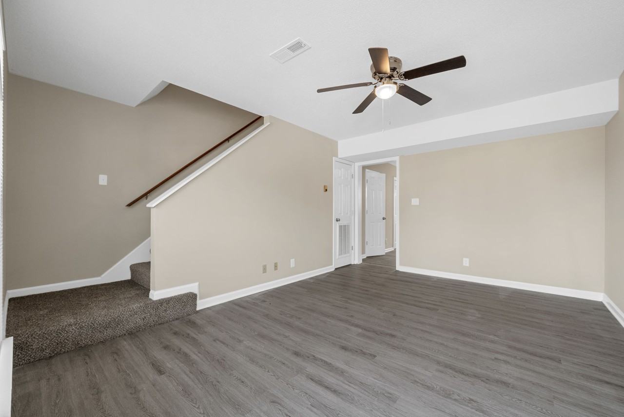260 Winters Ct #A - Photo 3 of 20