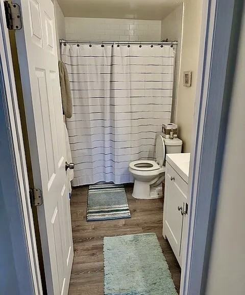 208 9th St - Photo 7 of 13