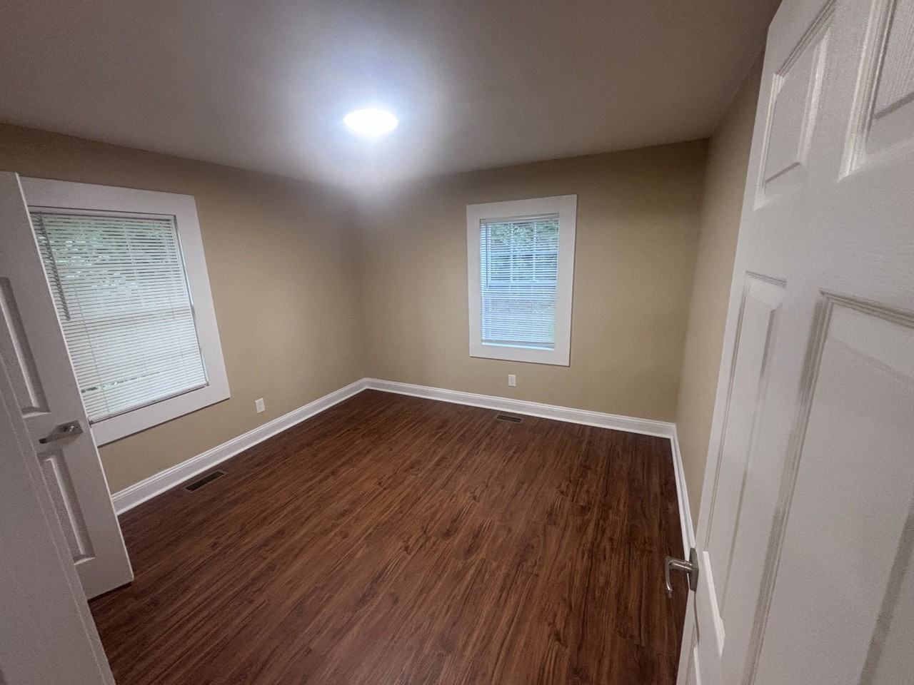 400 Mark Rd #NA - Photo 2 of 11